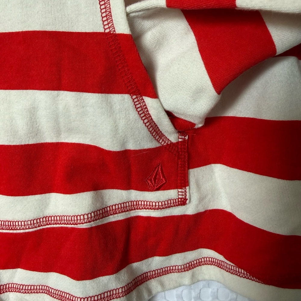 Volcom Striped Pullover Hoodie Red White Sweatshirt Women's XL NWT - Picture 4 of 6